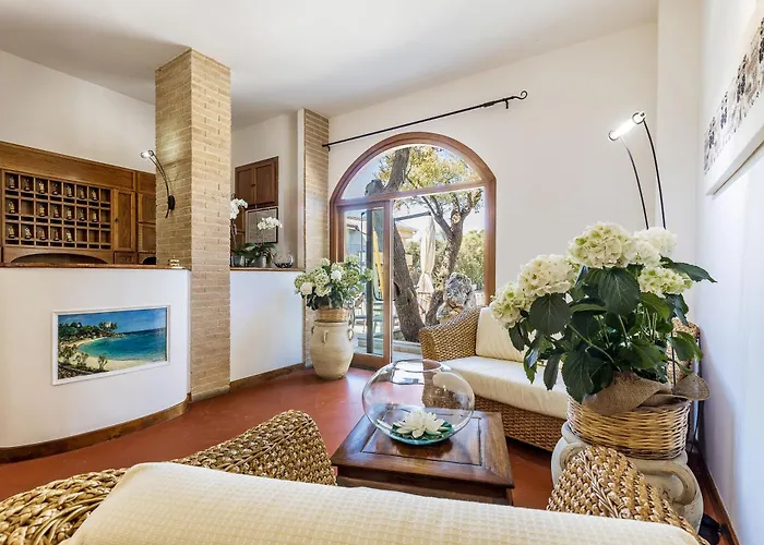 호텔 Agugliastra 3*